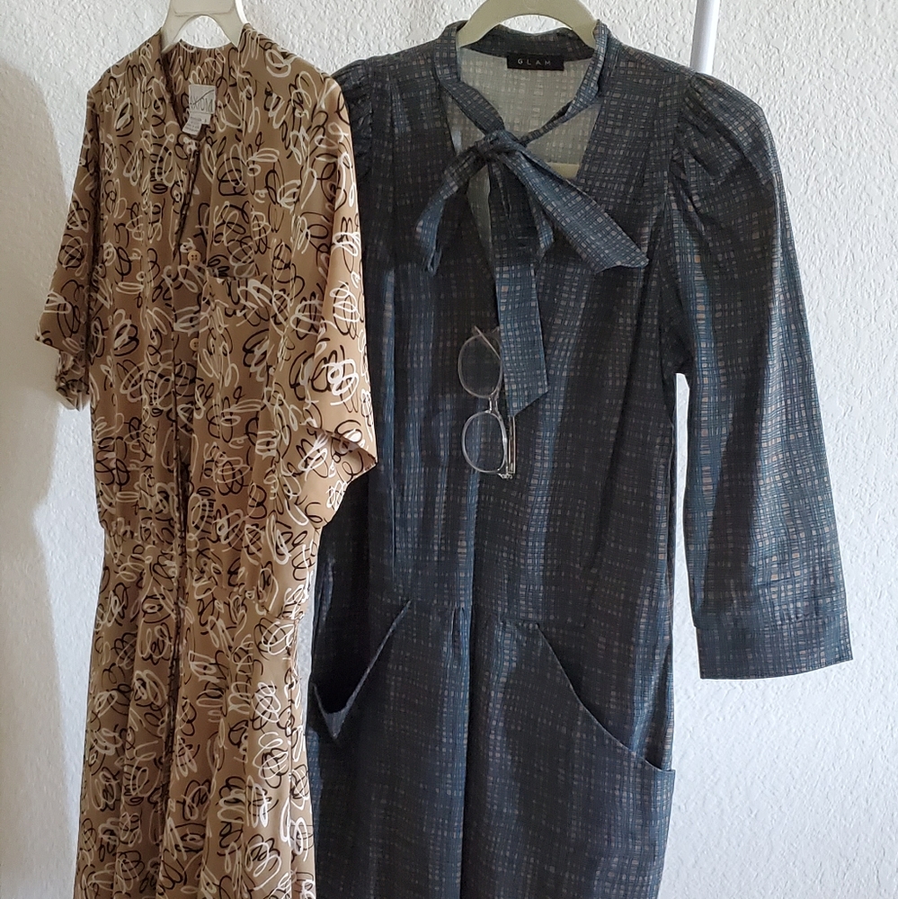 Classy Vintage Dresses - Picture 1 of 12